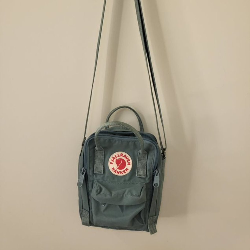 Fjallraven Kanken Mini Backpack - Frost Green